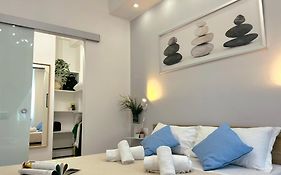 Modern Apartments Mm3 Afforifn Only 15 Min From Duomo